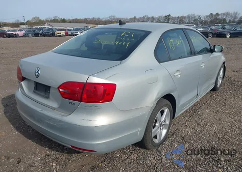 2012 Volkswagen Jetta 2.0L Tdi z USA, uszkodzony, nr VIN 3VWLL7AJ3CM036803